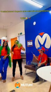 🎭🎉 Quando o chefe pede animação no atendimento 🤣 #CarnavalSemTravamento #InternetNaVelocidadeDoFrevo #AtendimentoQueD…