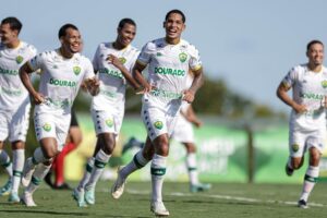 1⃣, 2⃣, 3⃣, 4⃣, 5⃣, 6⃣! 

A goleada po…