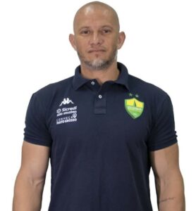 Lembra dele? Nei, ex-lateral do Inter e Vasco, assume o Sub-20 do Cuiabá – Globo