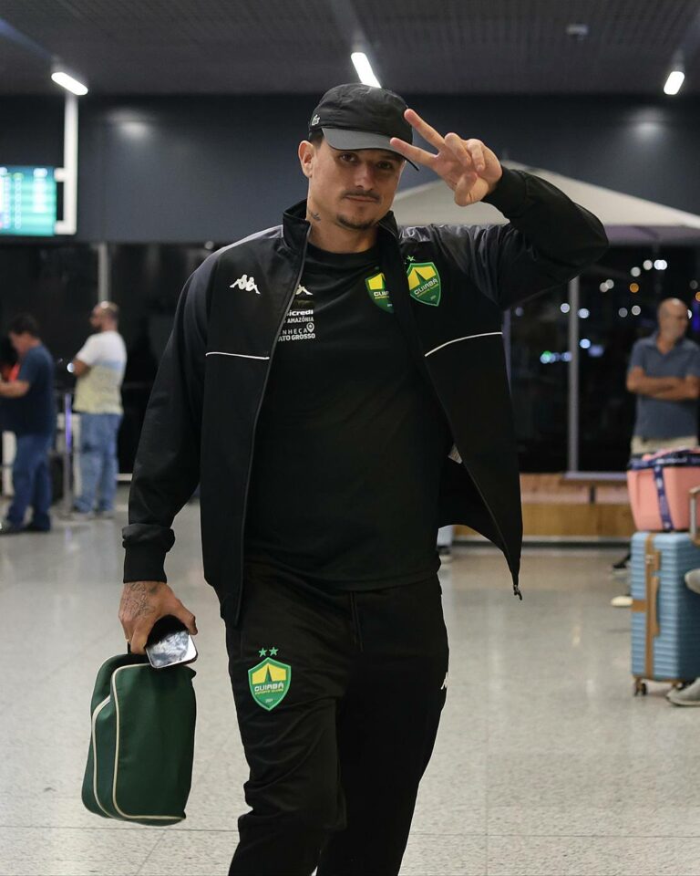 Chegamos!

Dourado já em BH para a partida de amanhã!

 AssCom Dourado 

#Orgul…