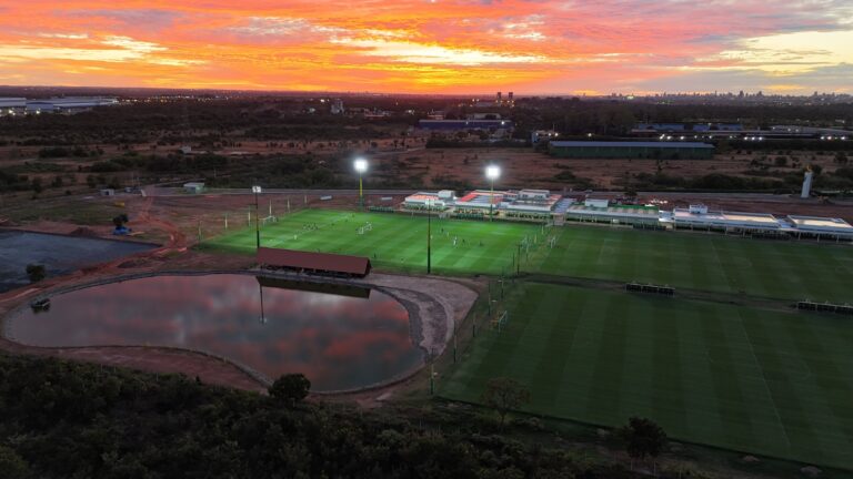 Boa noite, Dourados!

 Contemplando a beleza do entardecer em nossa amada Cuiabá…