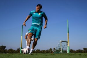 O elenco do Cuiabá realizou na manhã de hoje (13) seu último treinamento no CT M…