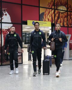 Chegamos, Paraná!

Delegação do Dourado já está na capital paranaense para a pa…
