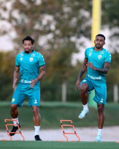 Play na preparação para a próxima rodada da @brasileiraoB!

 AssCom Dourado

#Or…