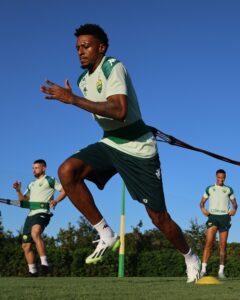 Segue a preparação do Dourado para a próxima rodada da Série B.

 AssCom Dourado…