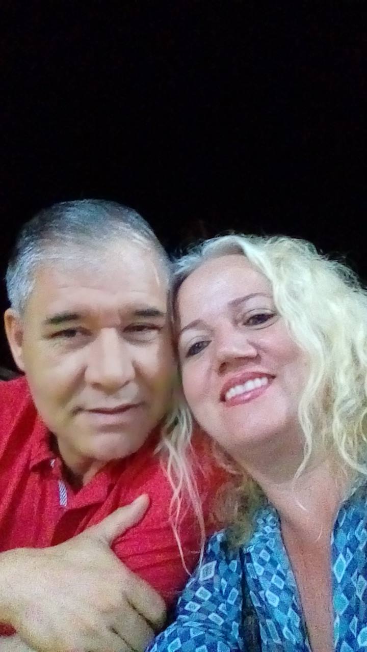 Por ai com a família