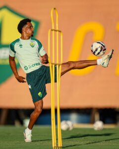 Segue a preparação do Dourado para a próxima rodada da Série B!

 AssCom Dourado…