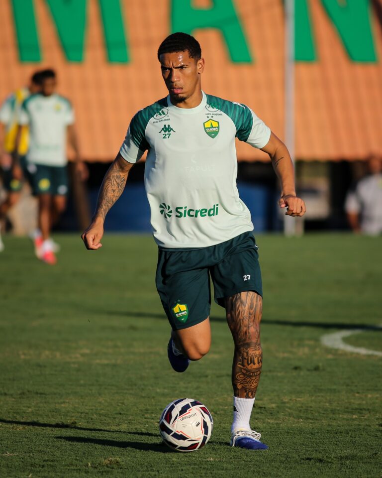 Sábado de preparação! Terça, o Dourado volta à Arena Pantanal para enfrentar o A…