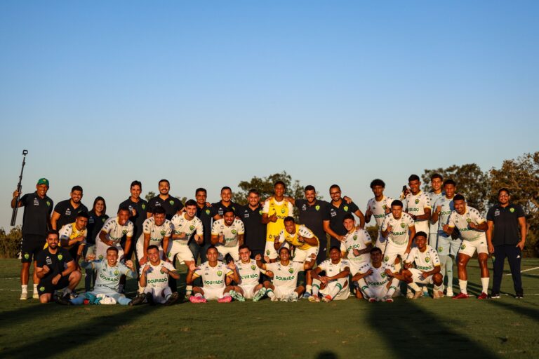 As fotos da vitória do sub-20 na estreia do Mato-grossense, por 4 a 0, diante do…