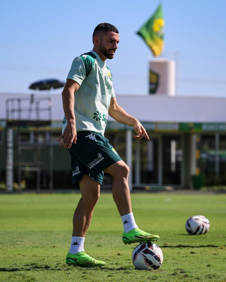 Nesta manhã, o Dourado realizou um treino no CT Manoel Dresch. O último em Cuiab…