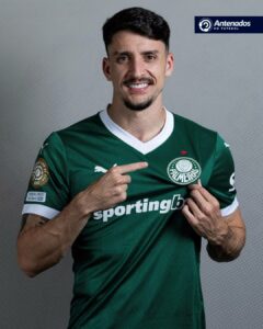 Piquerez desfalca o Palmeiras na partida de hoje contra o Fluminense, devido a …