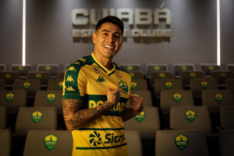 Bienvenido, Silvio Alejandro Martínez!

 AssCom Dourado 

#OrgulhodeMatoGrosso