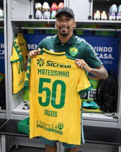 Parabéns, Mateusinho! 
50 jogos e mais uma vitória pelo Dourado!

#OrgulhodeMato…