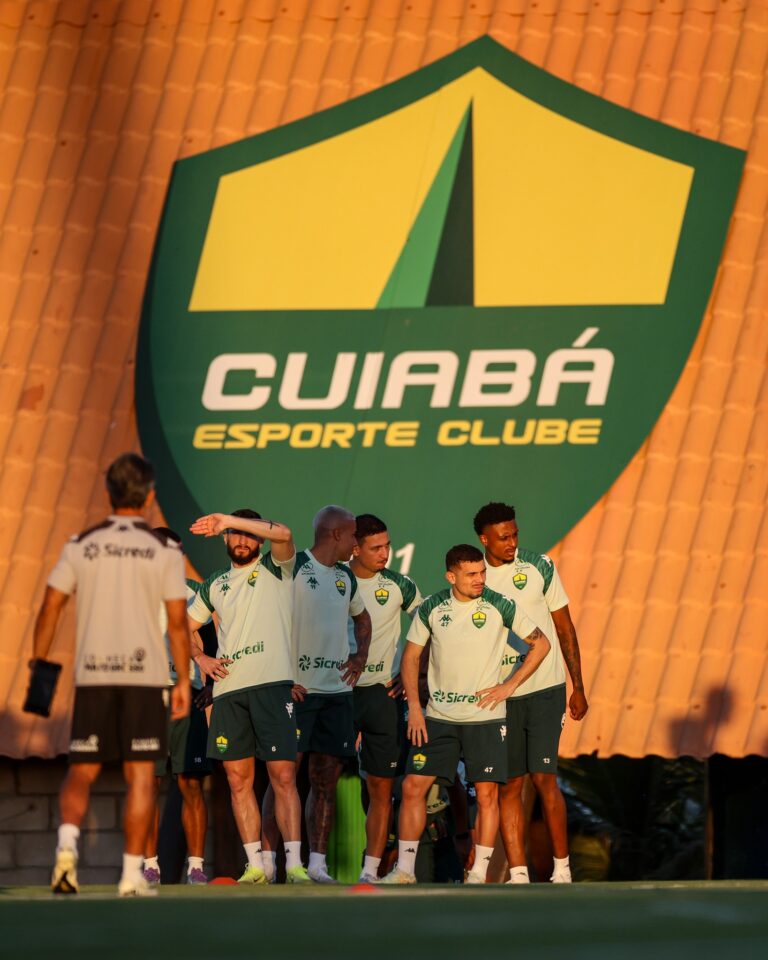Preparação iniciada para mais um desafio pela Série B!

 AssCom Dourado

#Orgulh…
