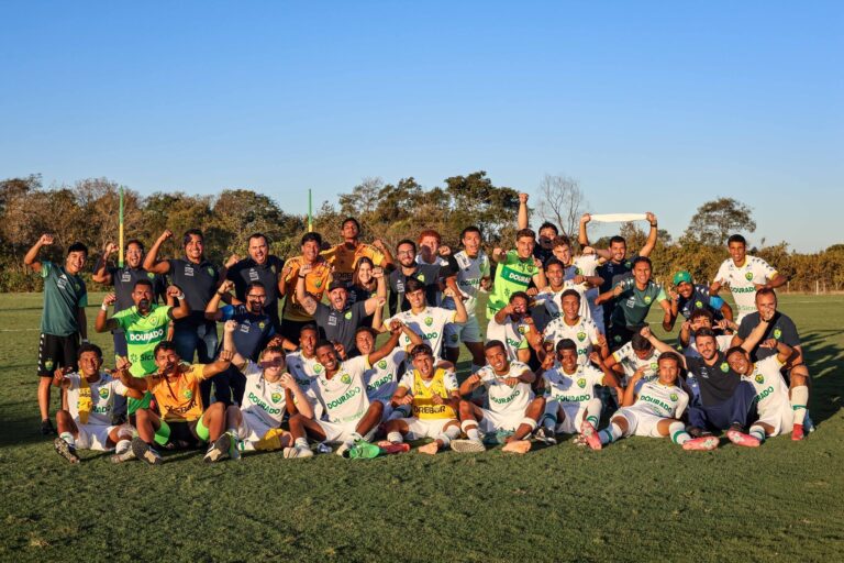 Mais uma vitória no Brasileiro Sub-17.

Valeu, gurizada!

 AssCom Dourado

#Orgu…