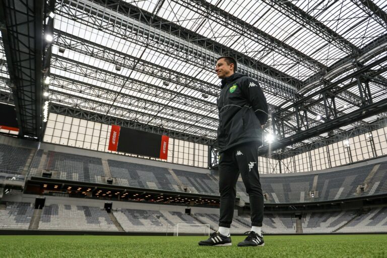 Treino apronto concluído na Ligga Arena!

 AssCom Dourado

 #OrgulhodeMatoGrosso…