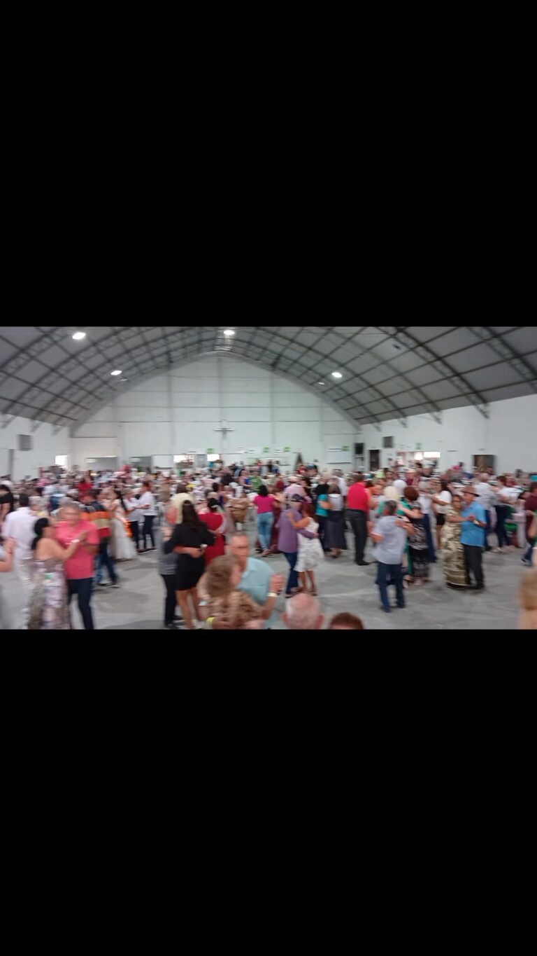 Um dobradão no Encontro Regional da Terceira Idade em Tapurah MT
