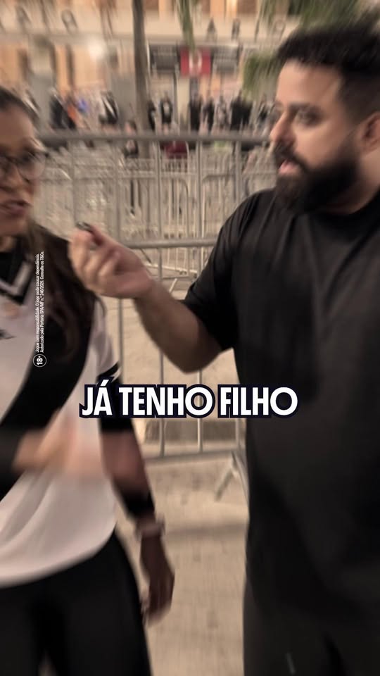 Casar e ter filho que torce pro rival ou ficar solteiro pra sempre?  

#Betano #…