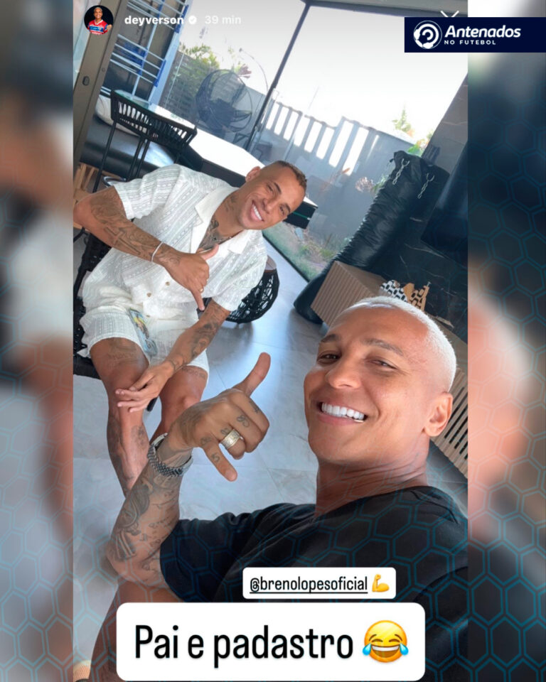 Simplesmente Deyverson dizendo que ele é o pai do Flamengo e o Breno Lopes é o …