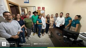 Prefeito Leandro Félix assina ordem de serviço para reforma do PSF no Distrito R…
