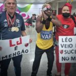 Torcedores icônicos do Flamengo estão no Aeroporto a espera do novo técnico Léo…
