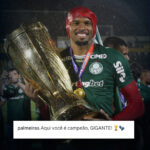 O Palmeiras comemorou o primeiro título da carreira do goleiro Carlos Miguel, q…